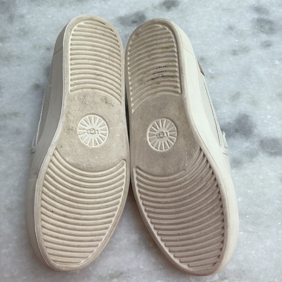 UGG Leather Slip on Sneakers Off White 7.5 Very Good - Picture 5 of 8
